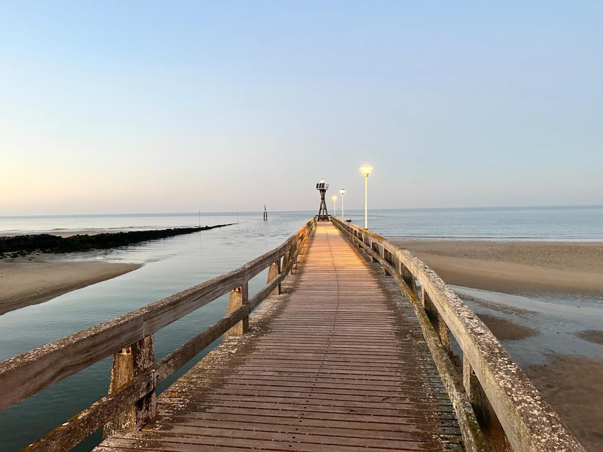 La Plage - Appartement Vue Mer Courseulles-sur-Mer Exteriör bild